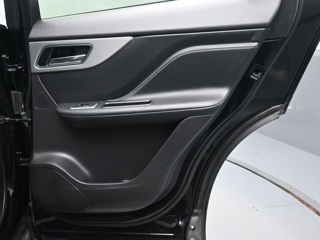 Used 2020 Jaguar F-PACE S image 23