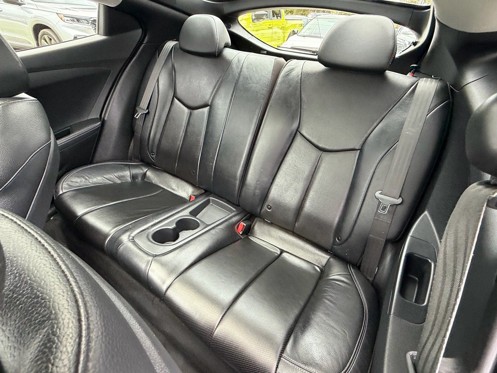 Used 2015 Hyundai Veloster Turbo w/ Option Group 04 FWD image 11