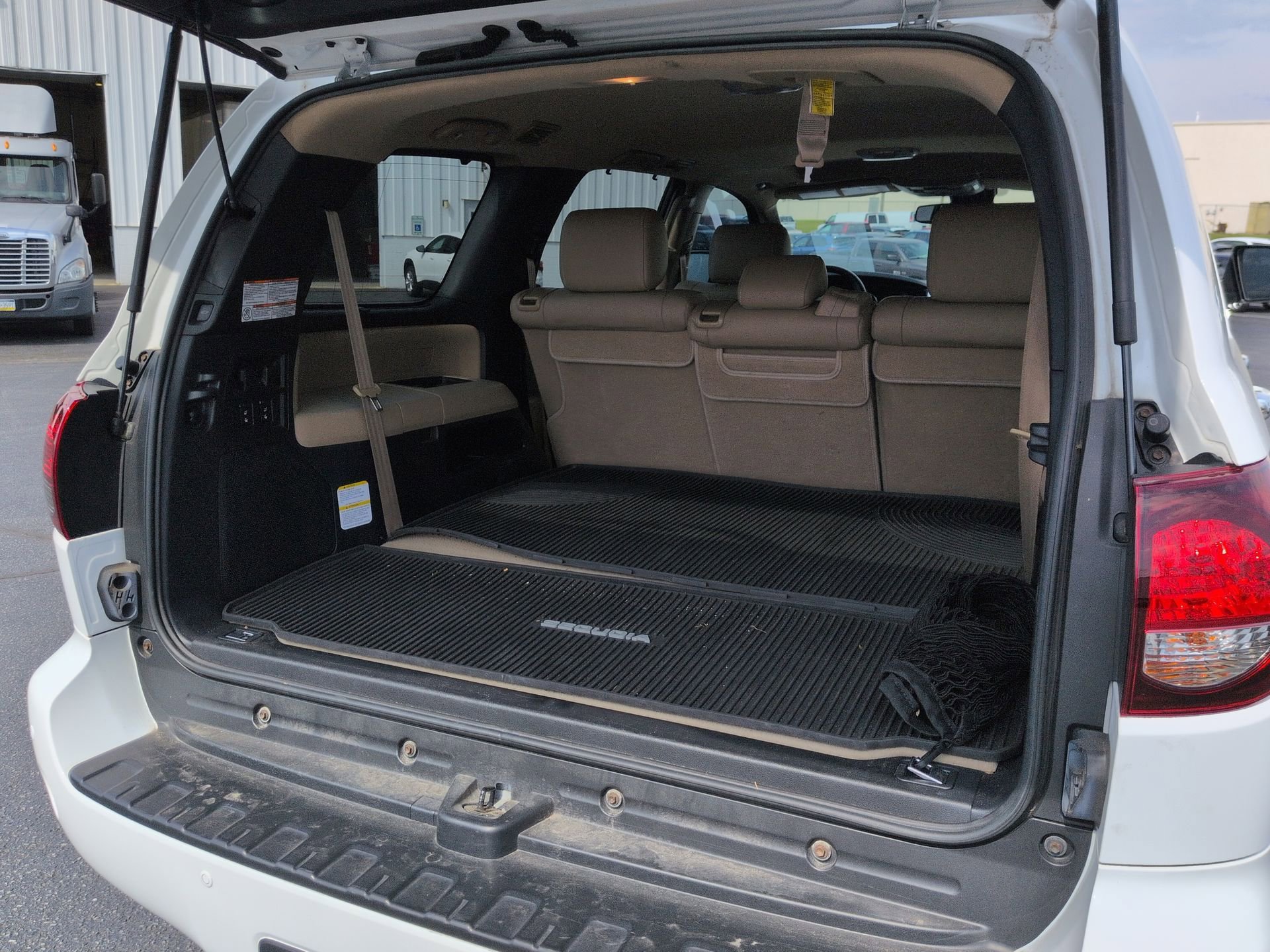 Used 2021 Toyota Sequoia Limited w/ Safety & Convenience Package image 27