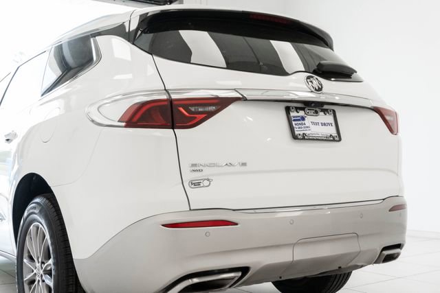 Used 2024 Buick Enclave Premium image 10
