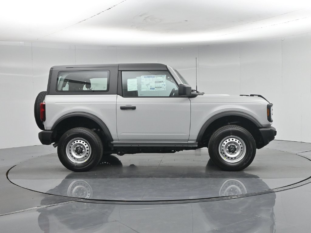 New 2026 Ford Bronco 2-Door AWD/4WD image 23