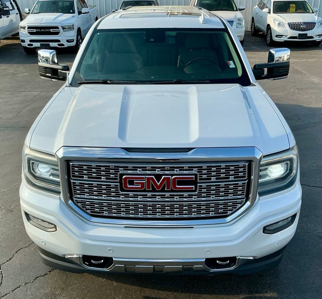 Used 2017 GMC Sierra 1500 Denali w/ Denali Ultimate Package image 11