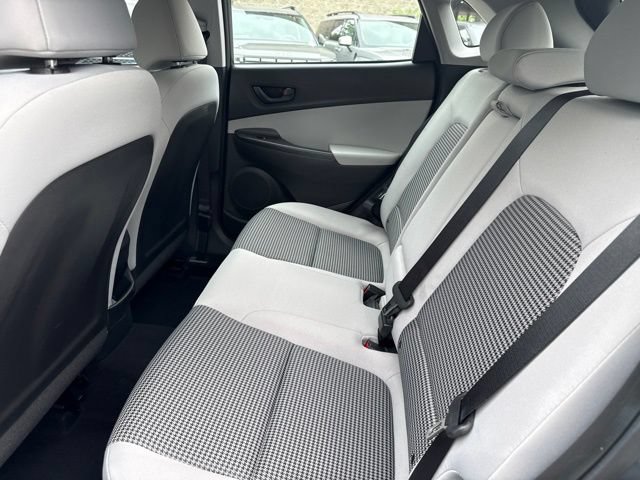 Used 2023 Hyundai Kona SE w/ Cargo Package AWD/4WD image 20