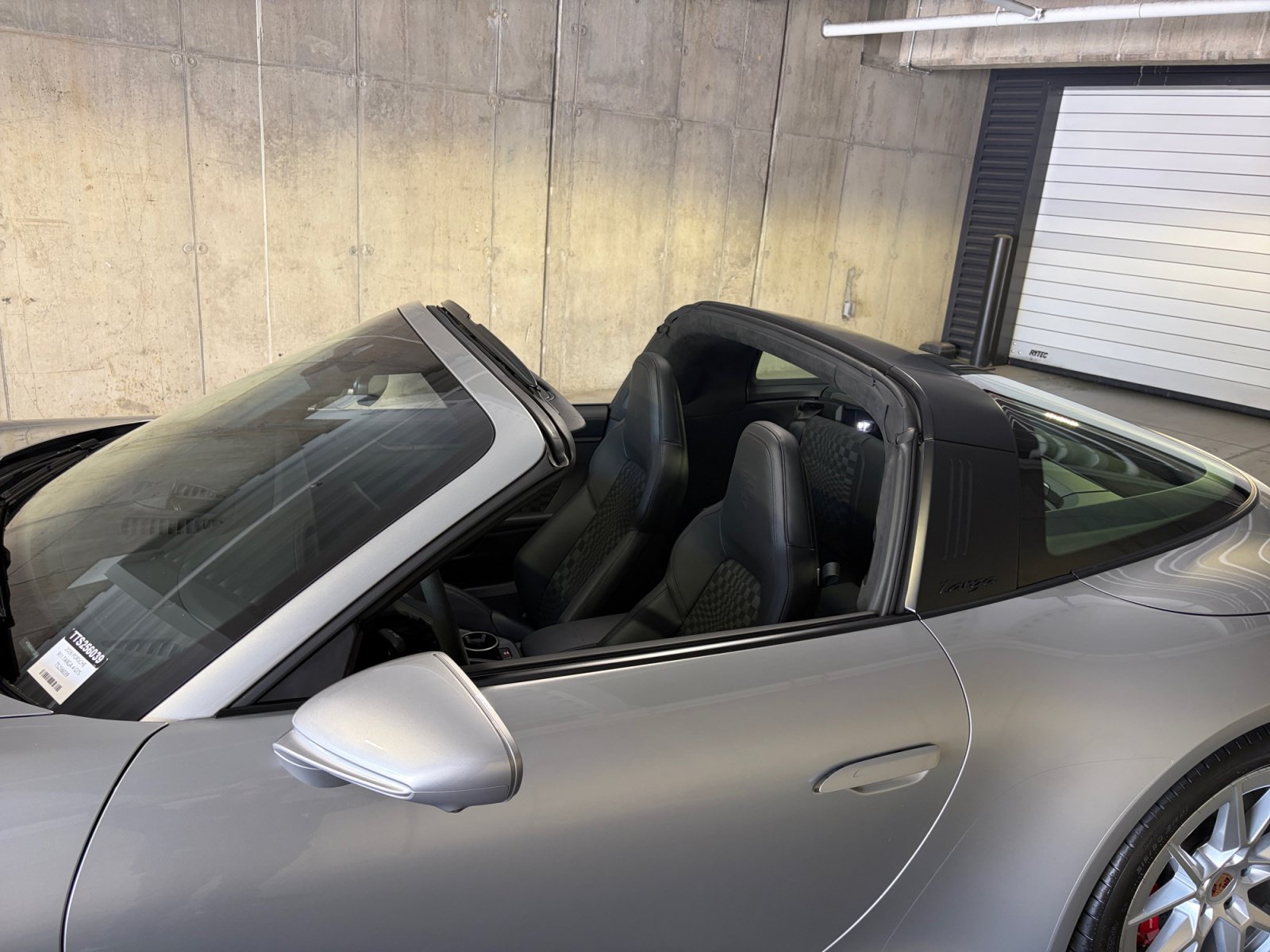 Certified 2026 Porsche 911 Targa 4 GTS AWD/4WD image 41