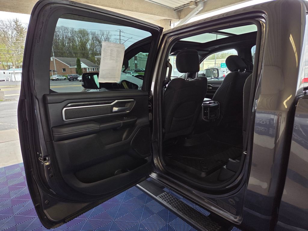 Used 2020 RAM 1500 Big Horn AWD/4WD image 31