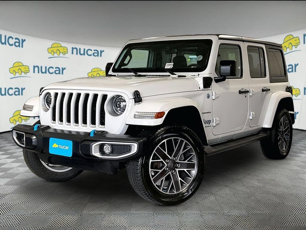 Used 2023 Jeep Wrangler Unlimited Sahara AWD/4WD image 3