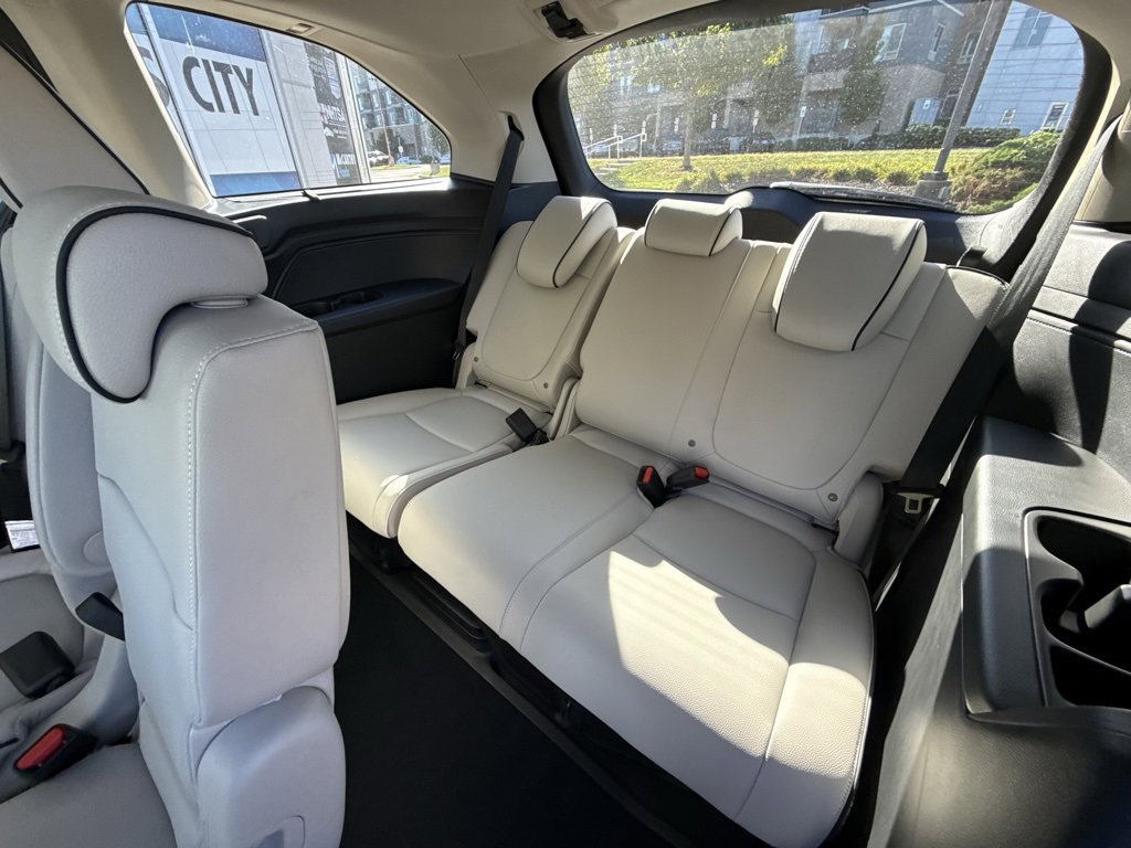 New 2026 Honda Odyssey Touring image 30