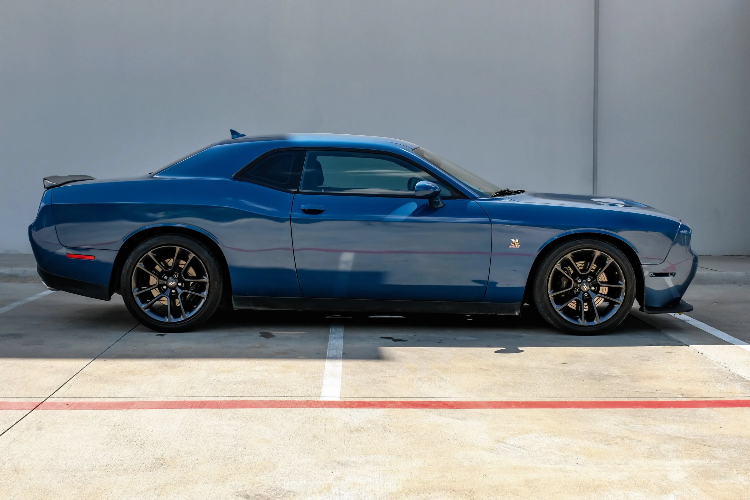 Used 2020 Dodge Challenger R/T Scat Pack RWD image 9
