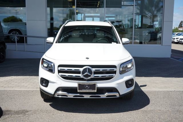 Used 2022 Mercedes-Benz GLB 250 4MATIC image 3