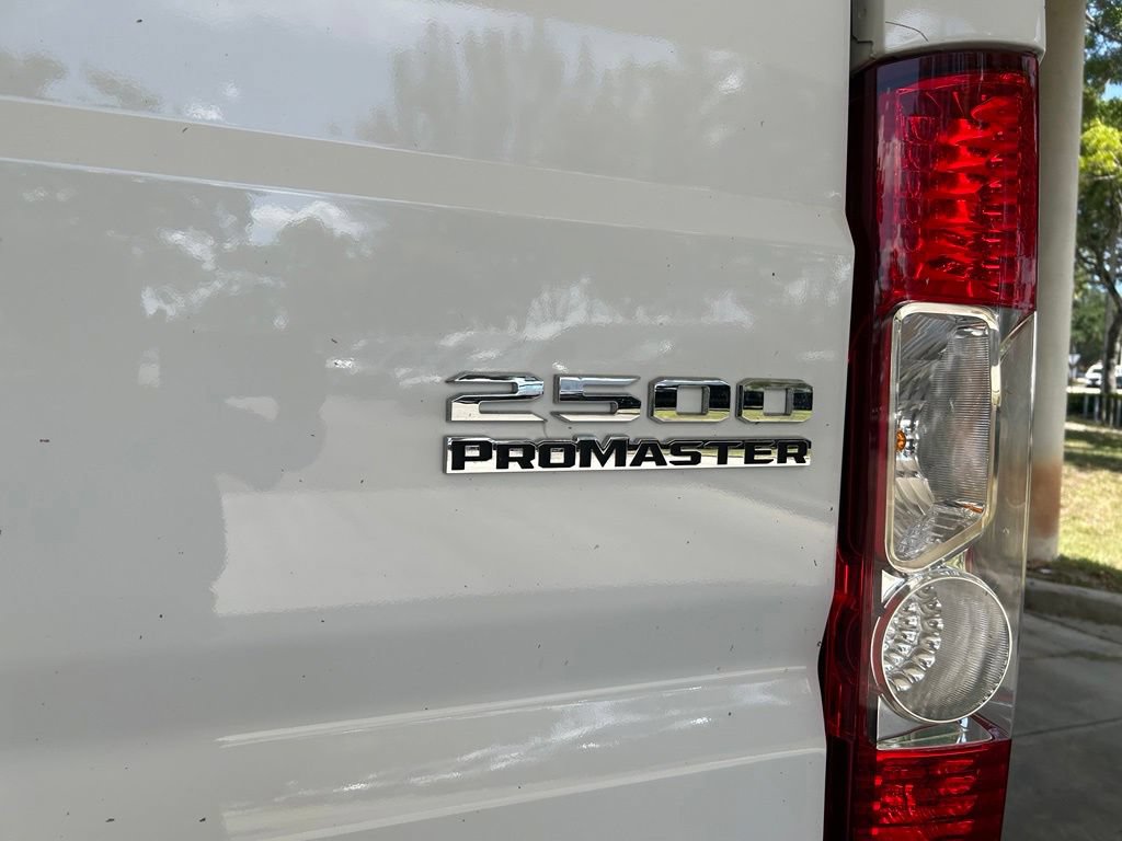Used 2025 RAM ProMaster 2500 w/ Convenience Group FWD image 16