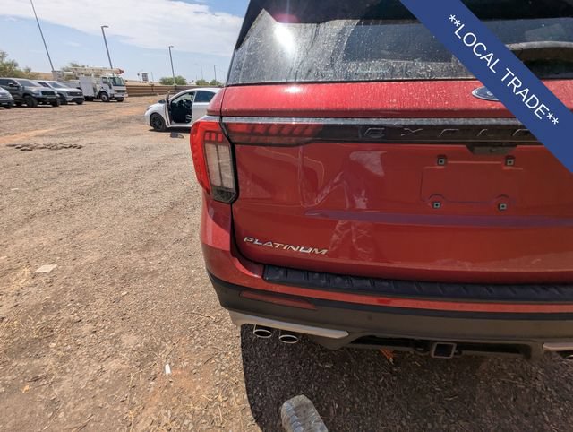 Used 2025 Ford Explorer Platinum w/ Ultimate Package AWD/4WD image 9