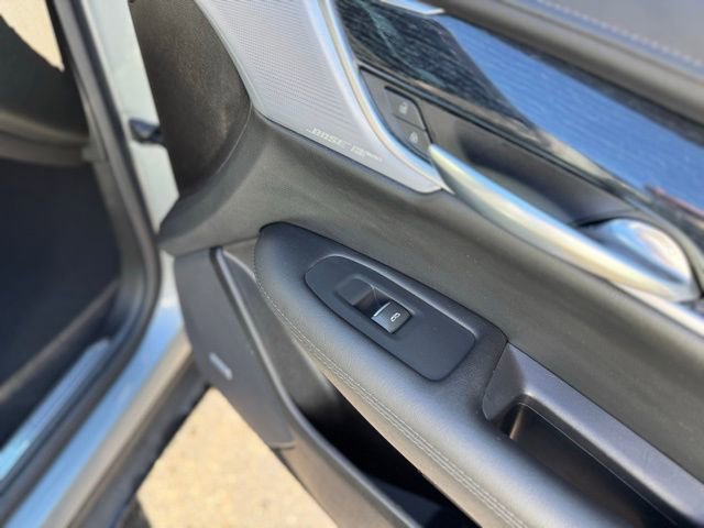 Used 2025 Cadillac XT5 Premium Luxury image 17