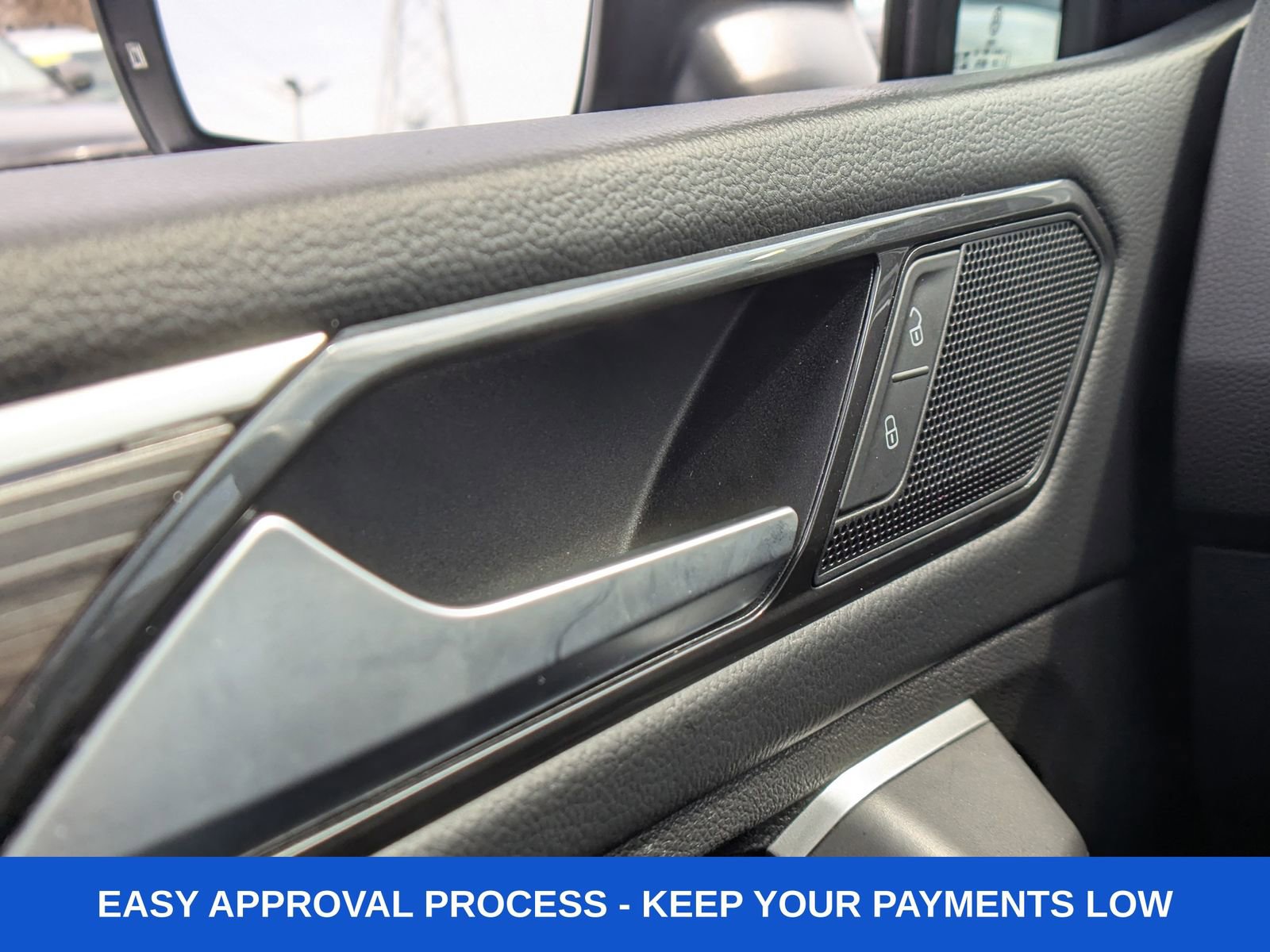 Used 2024 Volkswagen Tiguan Wolfsburg Edition image 40