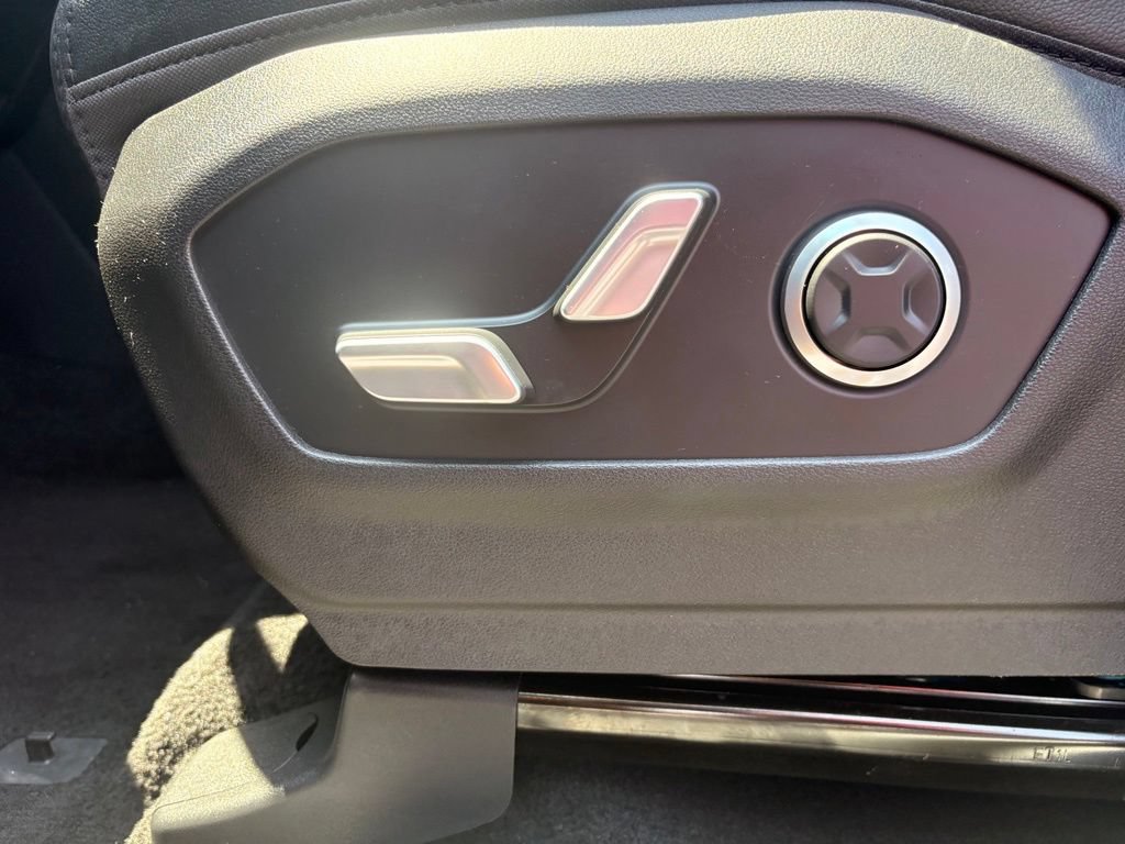New 2026 Hyundai Santa Fe Limited AWD/4WD image 10