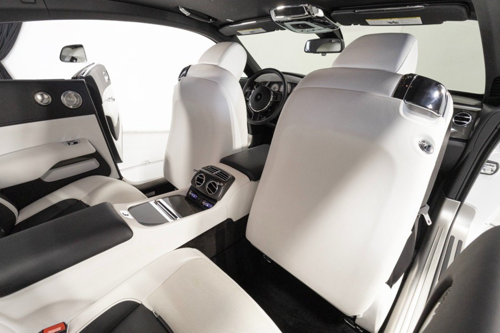 Used 2021 Rolls-Royce Wraith RWD image 62