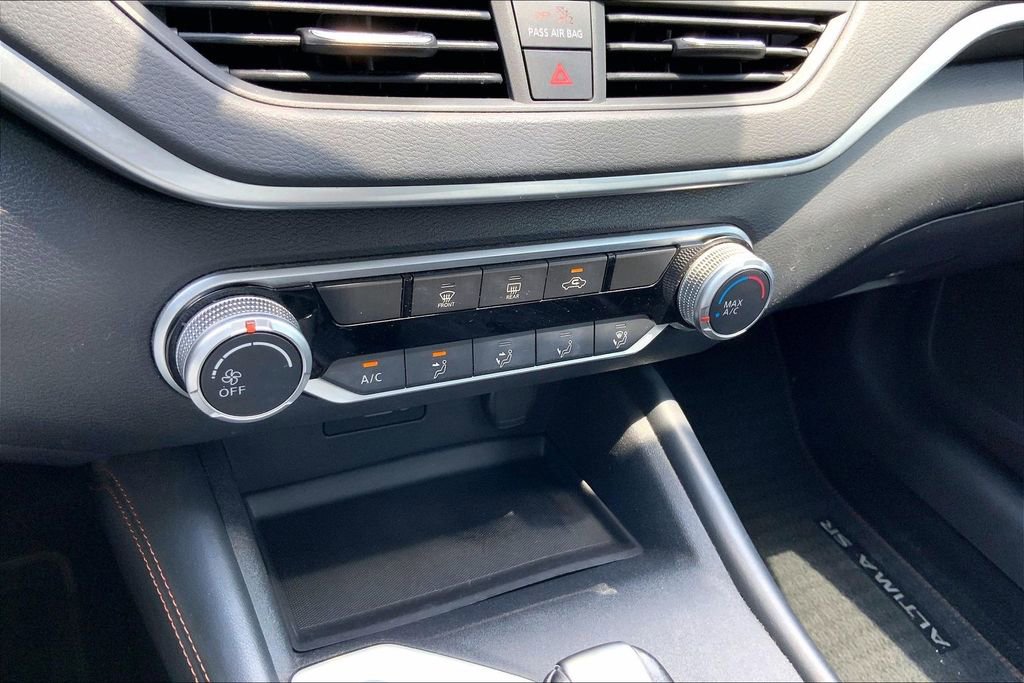 Used 2019 Nissan Altima 2.5 SR FWD image 14