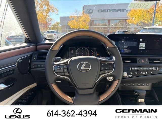 New 2025 Lexus ES 350 Ultra Luxury image 17