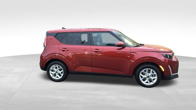 Used 2024 Kia Soul LX w/ Option Group 015 image 33