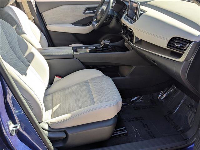 Used 2022 Nissan Rogue SV FWD image 21