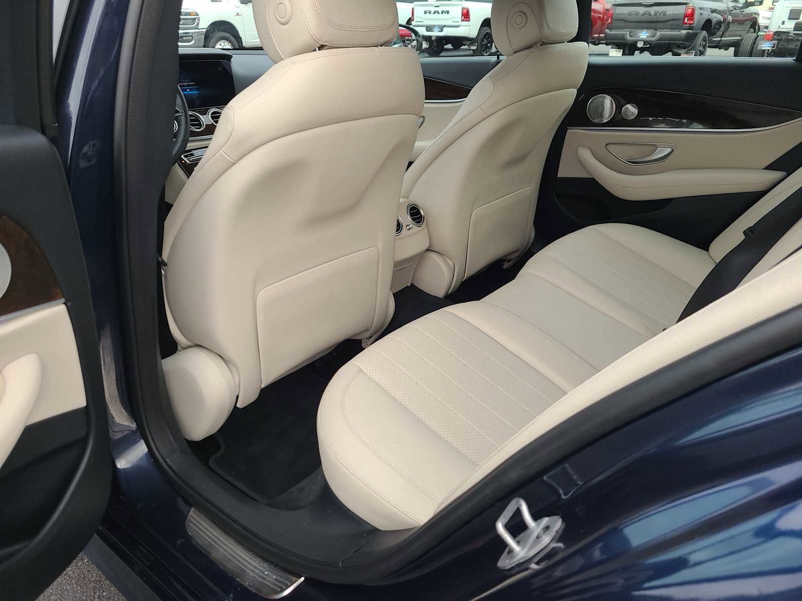 Used 2021 Mercedes-Benz E 350 Sedan image 20