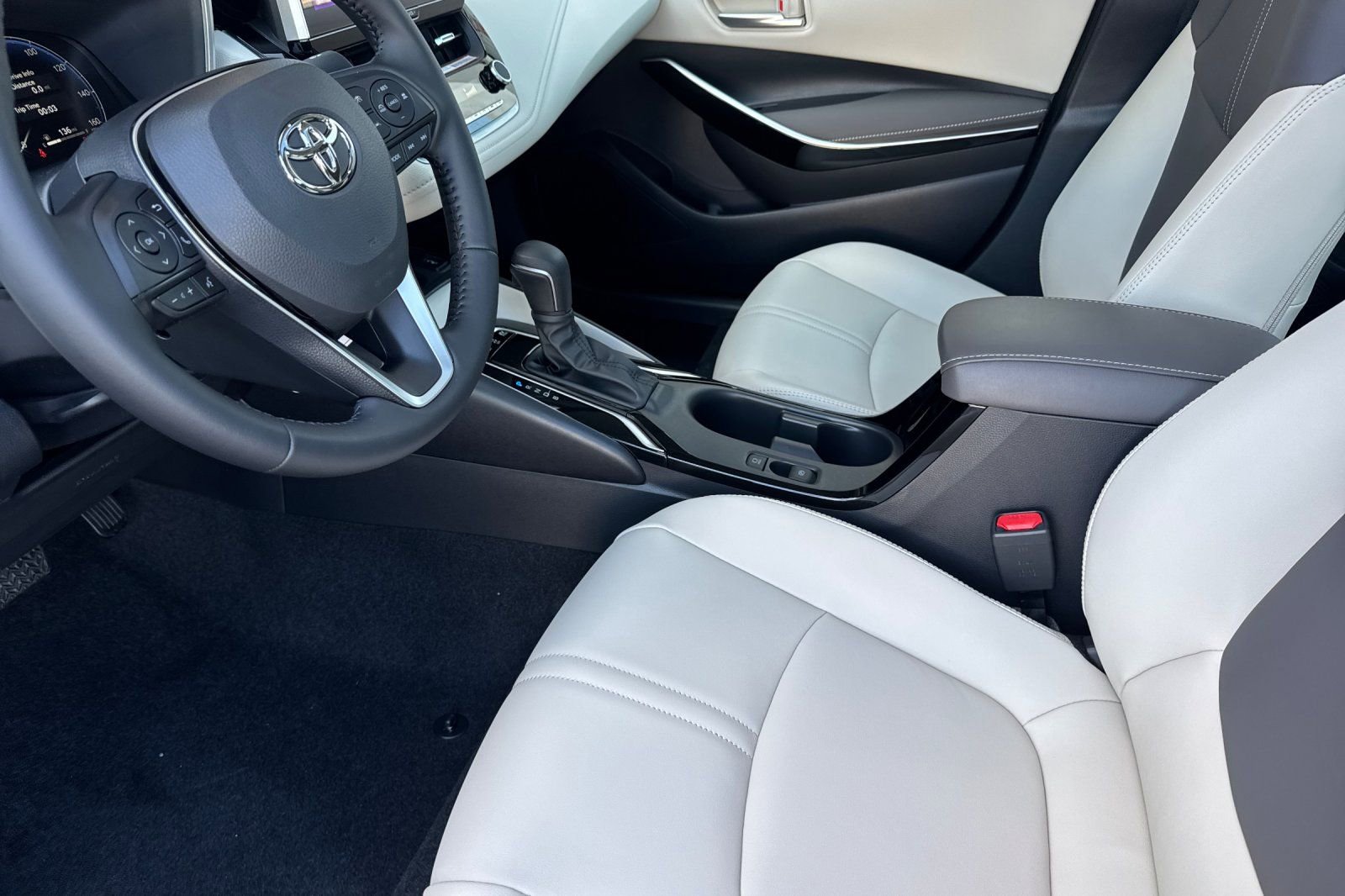New 2026 Toyota Corolla XLE FWD image 8