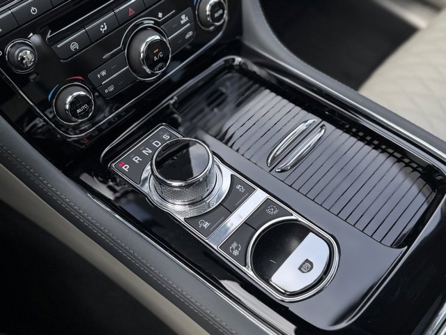 Used 2019 Jaguar XJ L Supercharged image 30