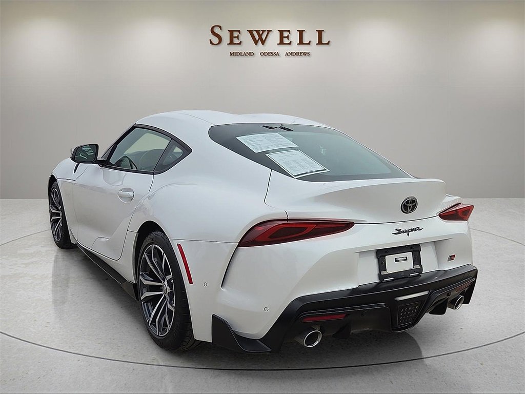 Used 2022 Toyota Supra w/ Safety & Technology Package image 3
