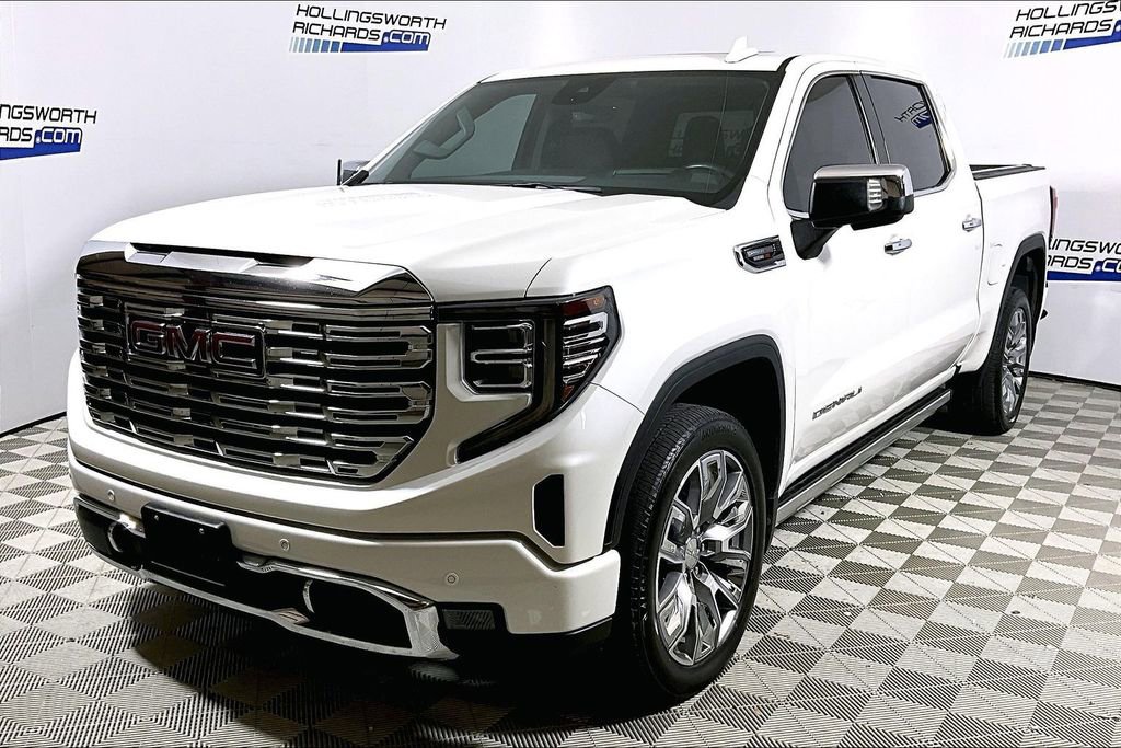 Used 2024 GMC Sierra 1500 Denali AWD/4WD image 1