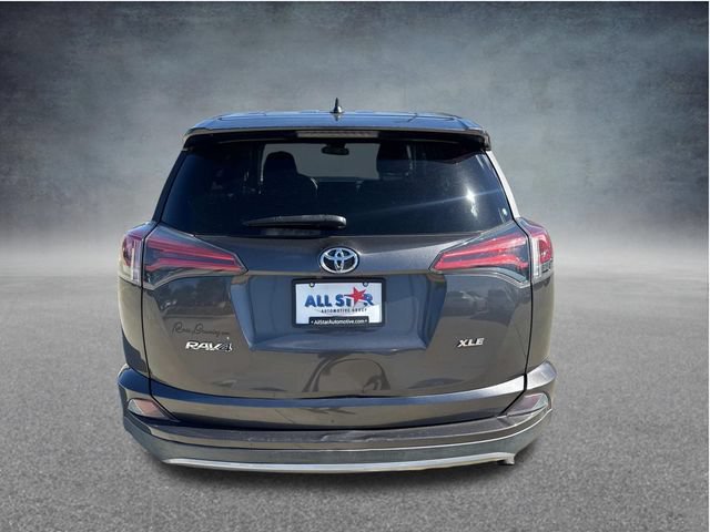Used 2018 Toyota RAV4 XLE FWD image 9