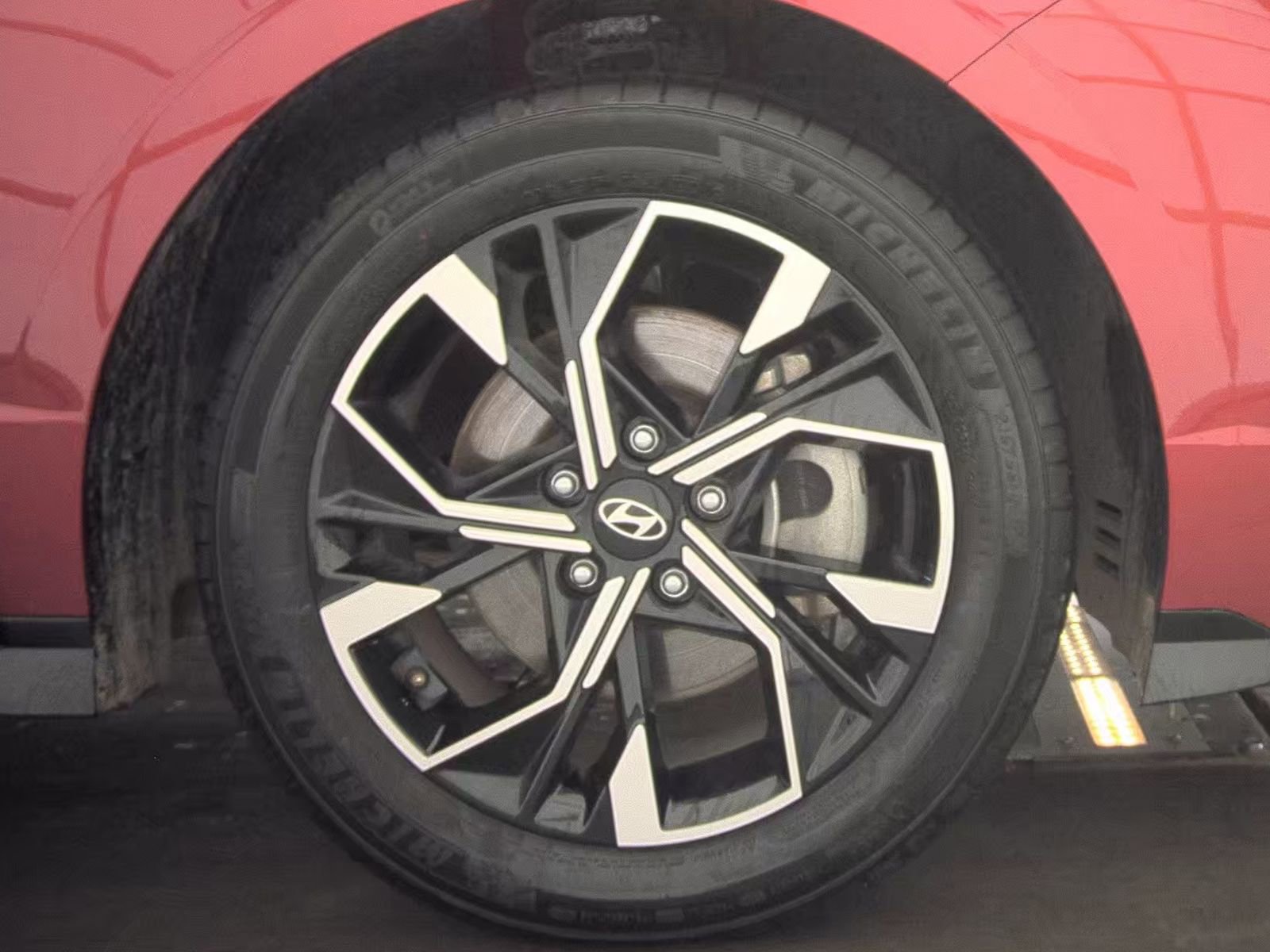 Used 2024 Hyundai Sonata SEL FWD image 14
