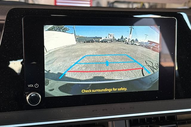 Used 2026 Toyota Prius Plug-In Hybrid FWD image 19