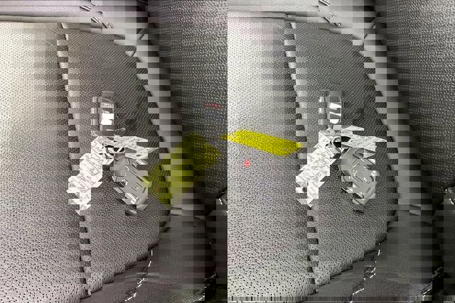 Certified 2023 GMC Acadia SLT w/ Preferred Package image 14