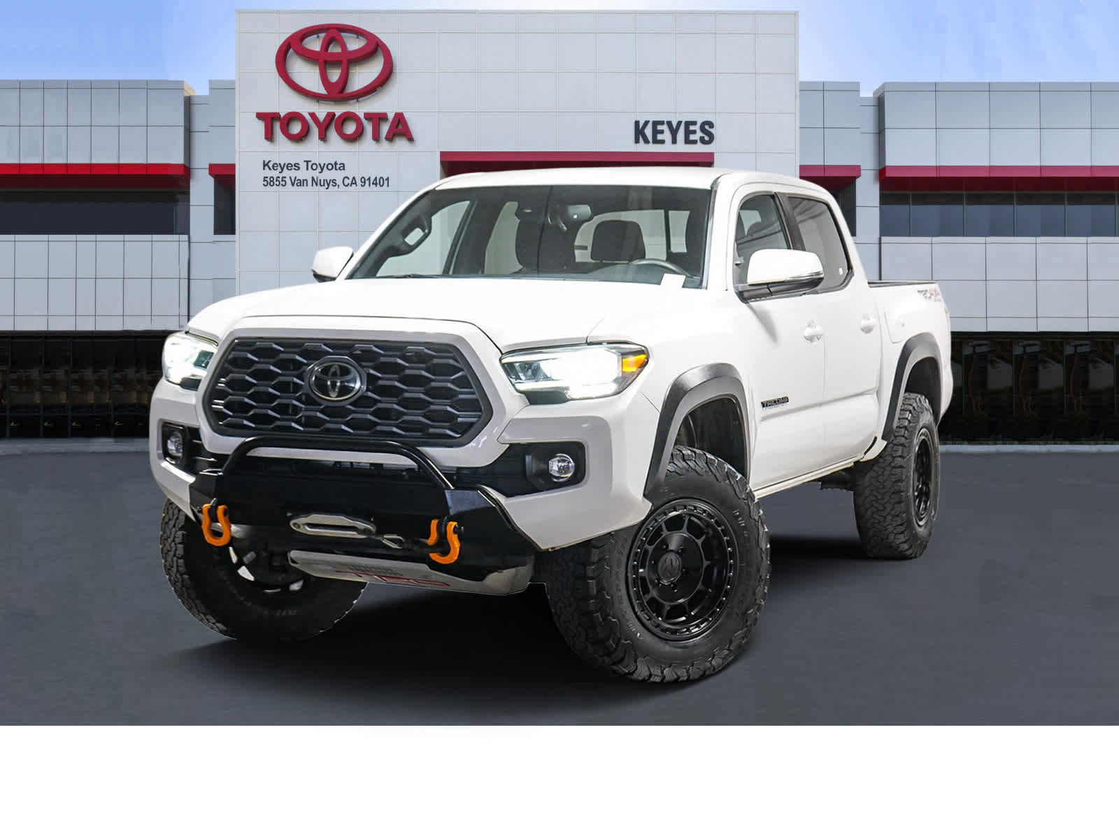 Used 2020 Toyota Tacoma TRD Off-Road w/ Technology Package AWD/4WD image 1