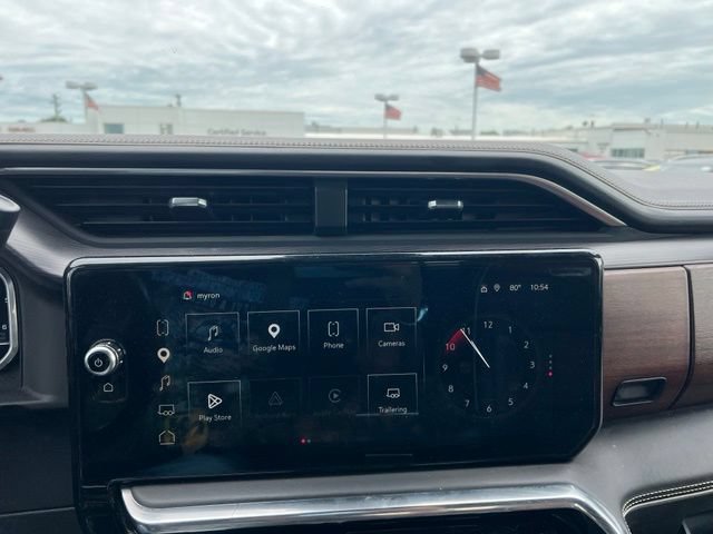 Used 2024 GMC Sierra 3500 Denali Ultimate AWD/4WD image 11