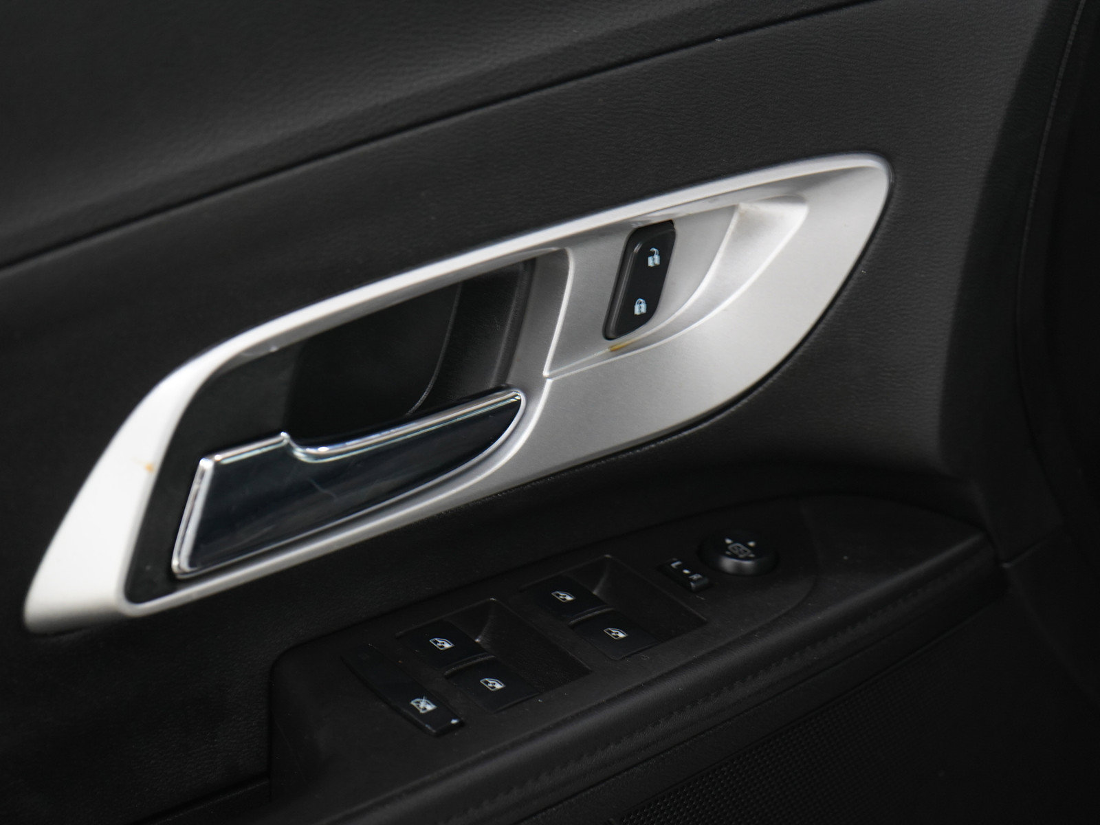 Used 2015 Chevrolet Equinox LS FWD image 20