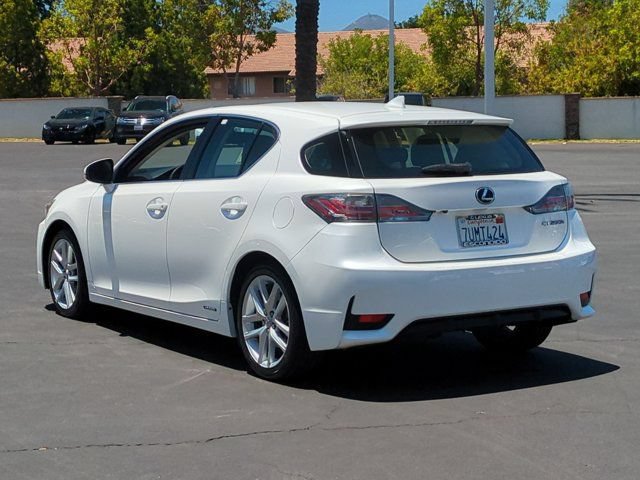 Used 2016 Lexus CT 200h w/ Seat Comfort Package FWD image 7