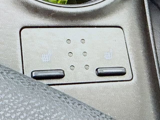 Certified 2022 Toyota Camry XSE FWD image 19