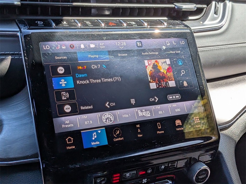 Certified 2023 Jeep Grand Cherokee L Overland w/ Rear Seat Video Group I image 20