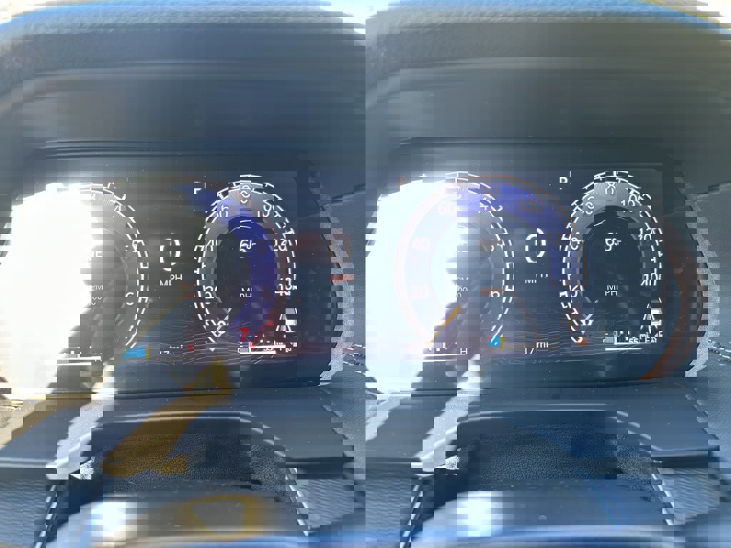 New 2025 Jeep Grand Cherokee Laredo X w/ Luxury Tech Group I image 13