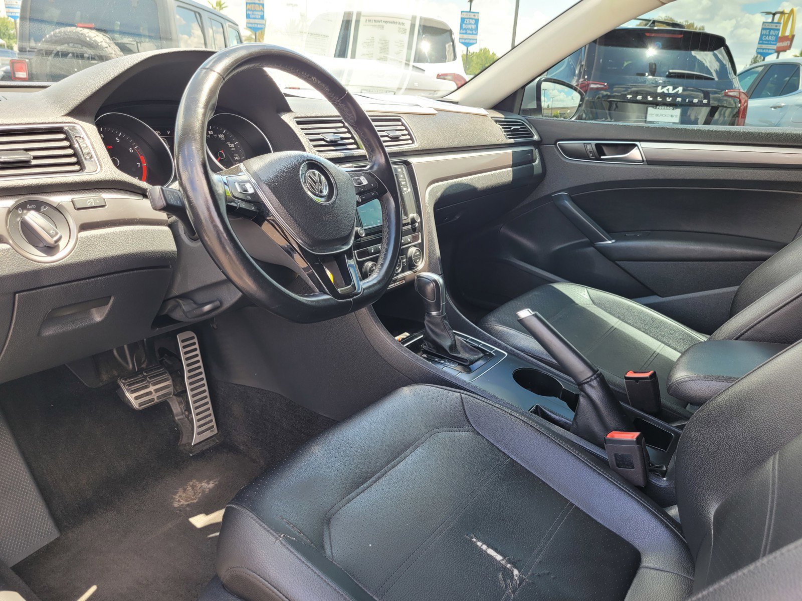 Used 2018 Volkswagen Passat 2.0T S FWD image 9