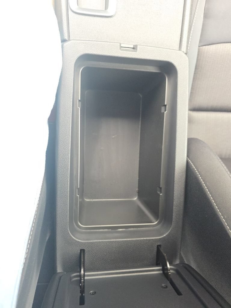 Used 2025 Nissan Altima 2.5 SV FWD image 27
