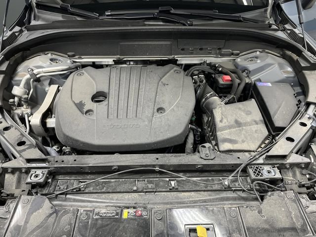 Used 2024 Volvo XC60 B5 Plus w/ Climate Package image 39