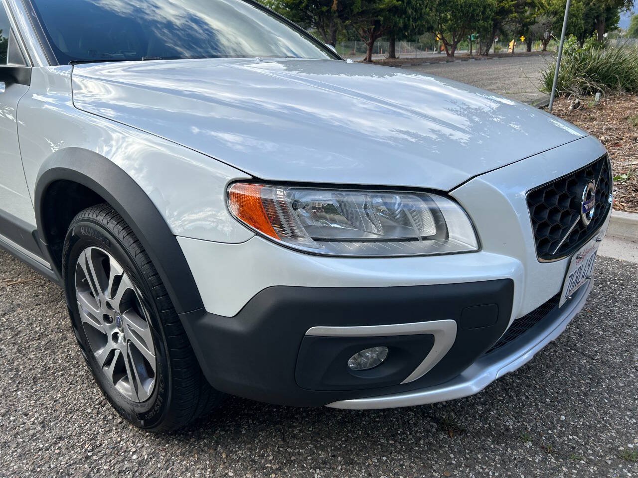 Used 2014 Volvo XC70 3.2 FWD image 12