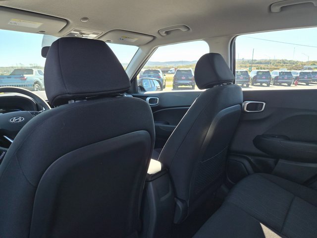 New 2026 Hyundai Venue SE image 21