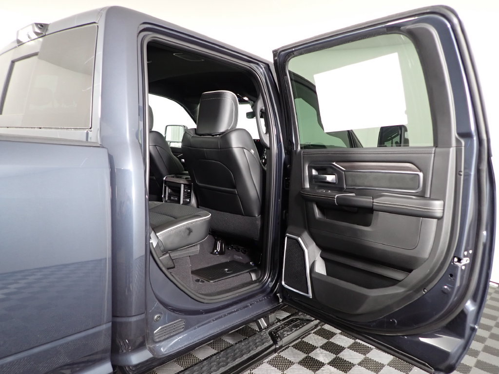 New 2027 RAM 2500 Laramie w/ Night Edition AWD/4WD image 35