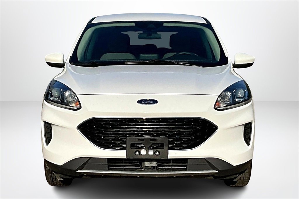 Used 2020 Ford Escape SE image 2