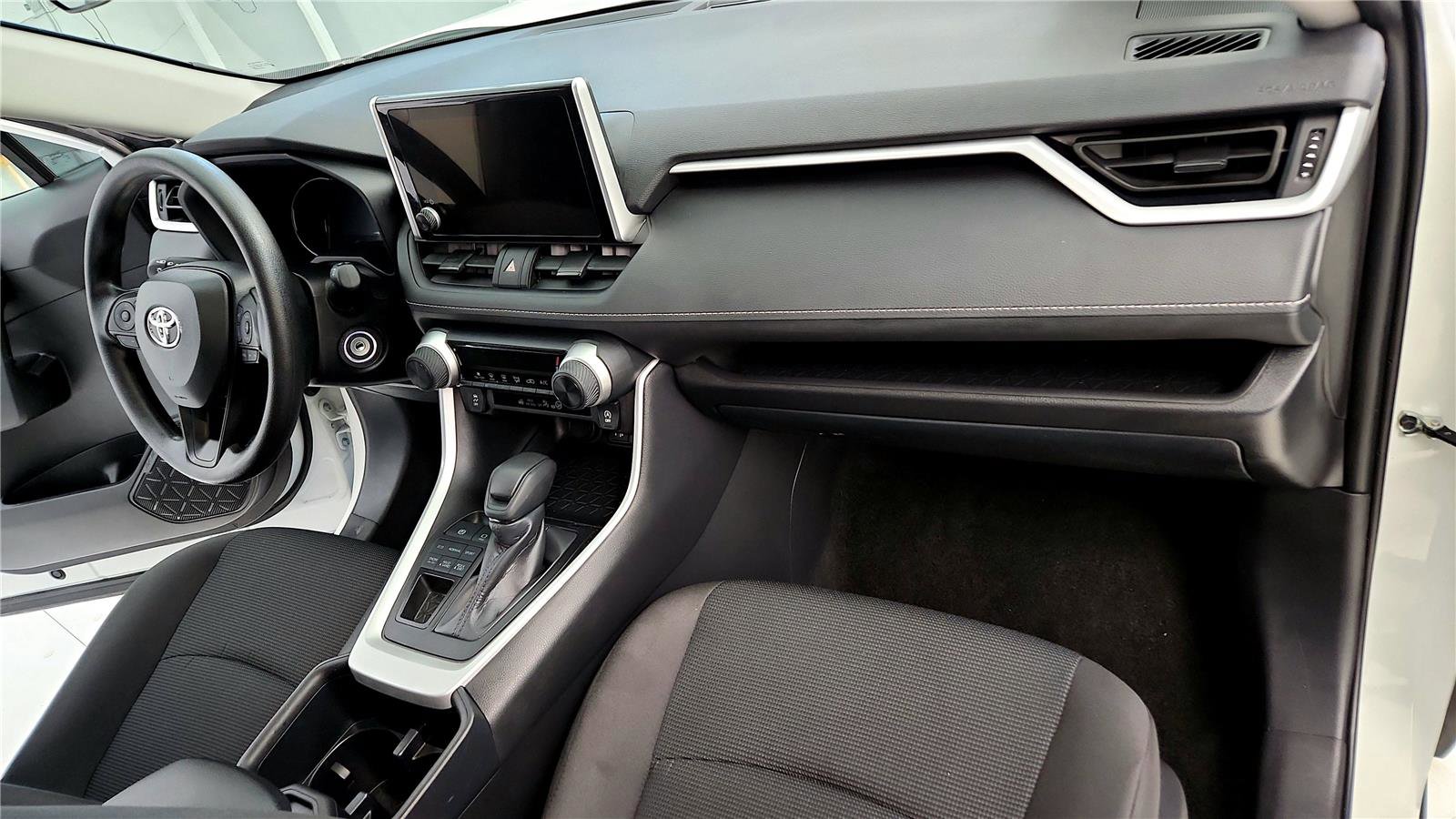 Certified 2025 Toyota RAV4 LE image 16