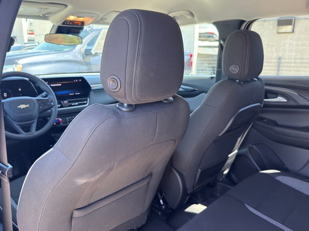 Used 2025 Chevrolet TrailBlazer LT image 27