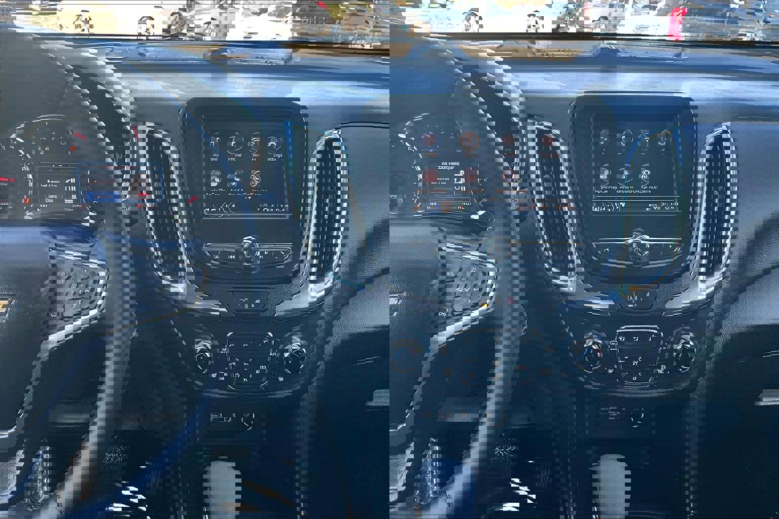 Used 2023 Chevrolet Equinox LT image 6