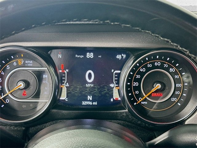 Used 2021 Jeep Wrangler Sport image 12